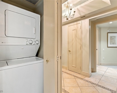 2747 Paradise Road - Photo Thumbnail 19