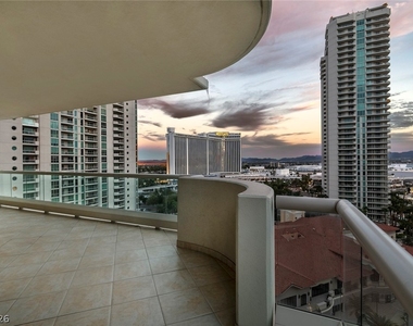 2747 Paradise Road - Photo Thumbnail 21