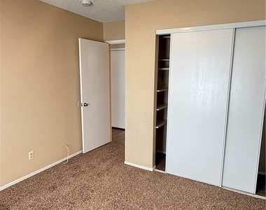 417 Shawna Place - Photo Thumbnail 12