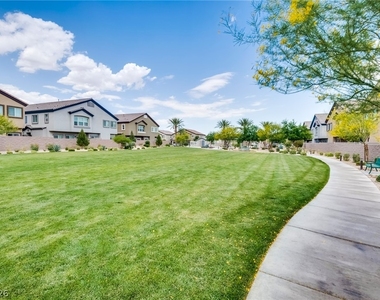 7575 Emerald Stars Street - Photo Thumbnail 21