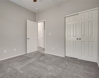 7575 Emerald Stars Street - Photo Thumbnail 11