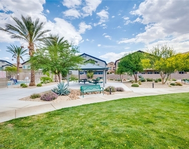 7575 Emerald Stars Street - Photo Thumbnail 20
