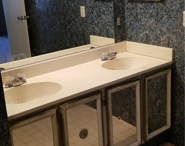 3995 Visby Lane - Photo Thumbnail 9