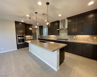 11 Rancho Maria Street - Photo Thumbnail 9
