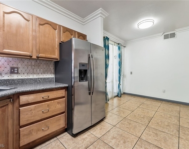 1405 S Nellis Boulevard - Photo Thumbnail 7