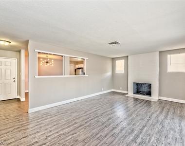 4421 Hillcrest Avenue - Photo Thumbnail 2
