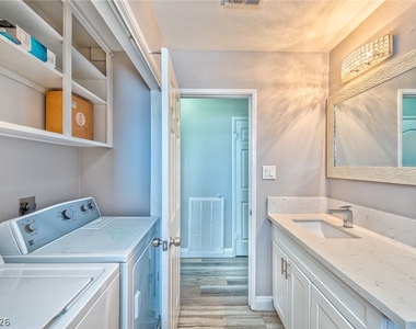 4421 Hillcrest Avenue - Photo Thumbnail 10