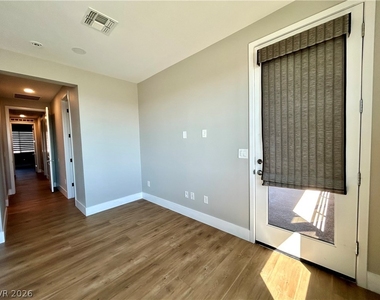 6040 Andezano Drive - Photo Thumbnail 29