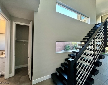 6040 Andezano Drive - Photo Thumbnail 2