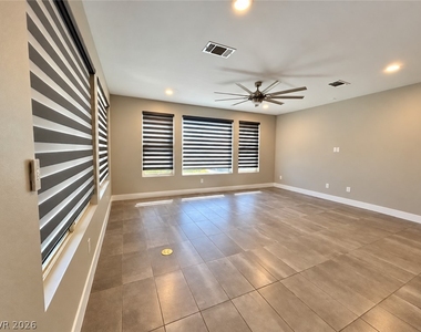 6040 Andezano Drive - Photo Thumbnail 12