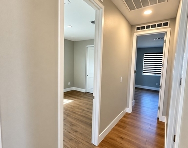 6040 Andezano Drive - Photo Thumbnail 30