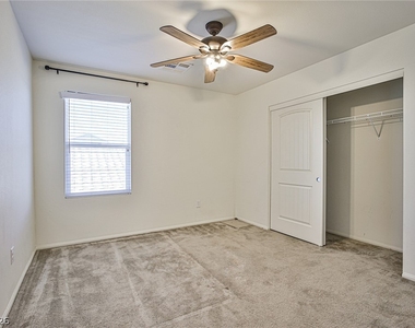 4409 Duck Harbor Avenue - Photo Thumbnail 21