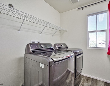 4409 Duck Harbor Avenue - Photo Thumbnail 18