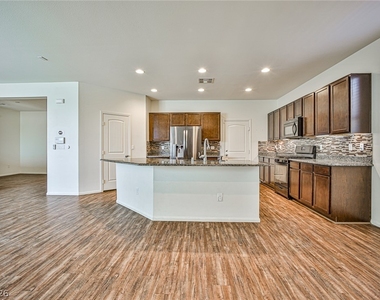 4409 Duck Harbor Avenue - Photo Thumbnail 9