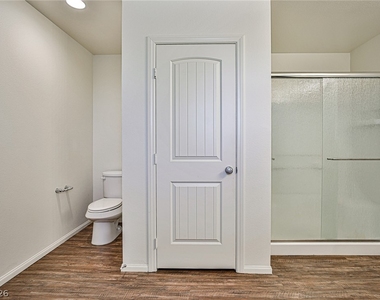 4409 Duck Harbor Avenue - Photo Thumbnail 29
