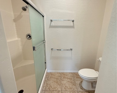 3029 Frigate Way - Photo Thumbnail 14