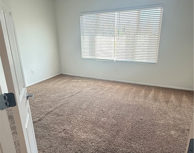 3029 Frigate Way - Photo Thumbnail 16