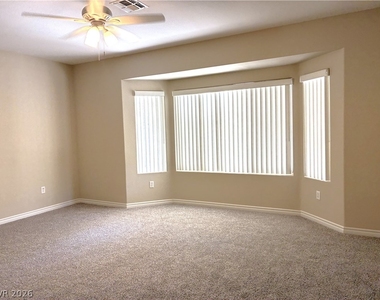 1604 Wellington Spring Avenue - Photo Thumbnail 11