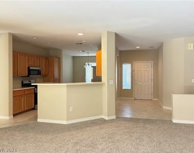 1604 Wellington Spring Avenue - Photo Thumbnail 6