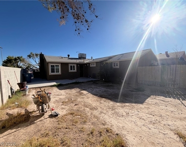 3822 Connie Avenue - Photo Thumbnail 27