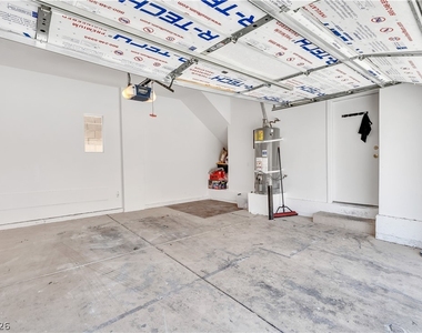 1409 Sycamore Spring Court - Photo Thumbnail 24