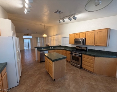 5028 Tropical Cliff Avenue - Photo Thumbnail 2