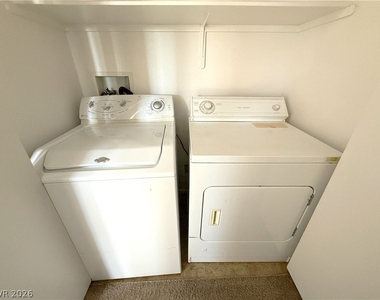 5975 Barbosa Drive - Photo Thumbnail 13
