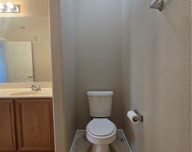 9330 W Maule Avenue - Photo Thumbnail 22