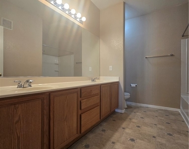 9330 W Maule Avenue - Photo Thumbnail 28