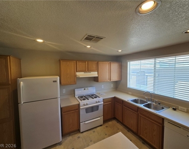 9330 W Maule Avenue - Photo Thumbnail 13