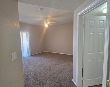 9330 W Maule Avenue - Photo Thumbnail 25