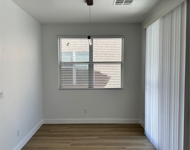 9639 W Post Road - Photo Thumbnail 3
