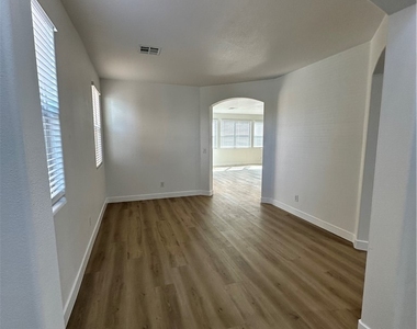9639 W Post Road - Photo Thumbnail 1