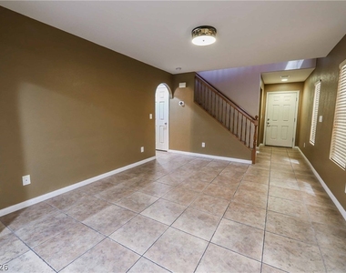 7941 Alta Lima Valley Court - Photo Thumbnail 3