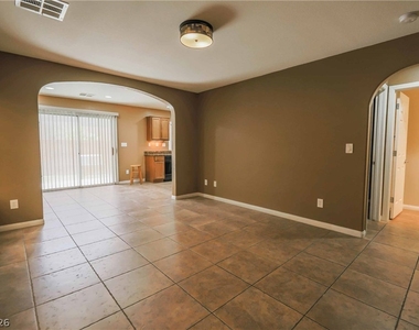 7941 Alta Lima Valley Court - Photo Thumbnail 2