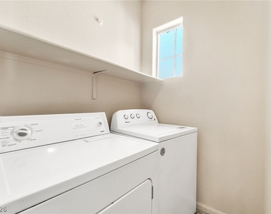 3761 Corpolo Avenue - Photo Thumbnail 21