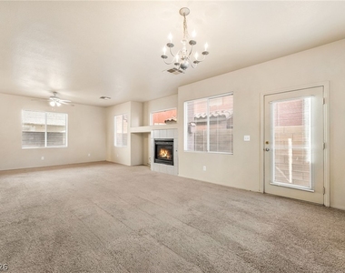 3761 Corpolo Avenue - Photo Thumbnail 6