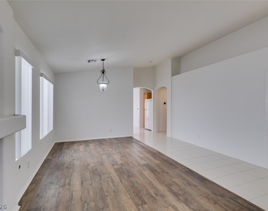 1920 Sondrio Drive - Photo Thumbnail 24