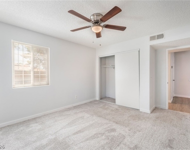 230 Mission Newport Lane - Photo Thumbnail 12