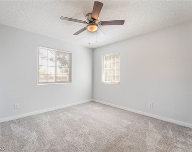 230 Mission Newport Lane - Photo Thumbnail 11