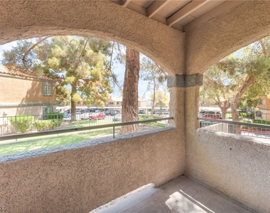 230 Mission Newport Lane - Photo Thumbnail 15