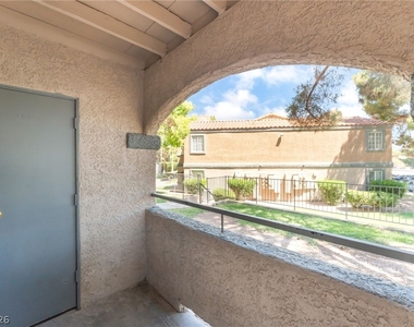 230 Mission Newport Lane - Photo Thumbnail 16
