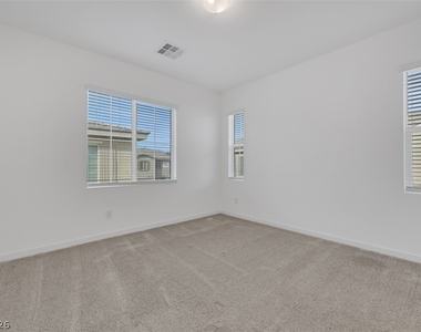 5730 Sky Pointe Drive - Photo Thumbnail 14