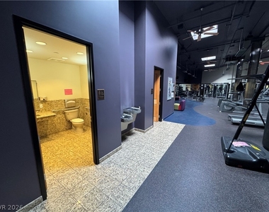 2240 Village Walk Drive - Photo Thumbnail 23