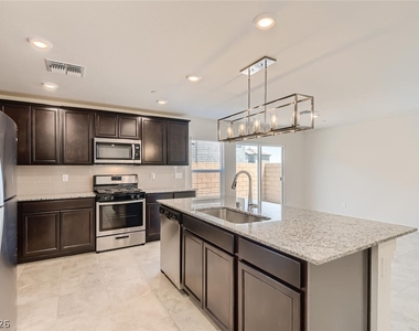 6952 Caldera Street - Photo Thumbnail 2