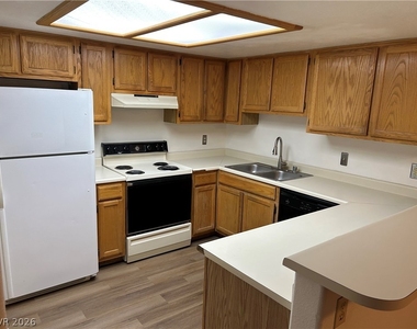 3450 Erva Street - Photo Thumbnail 3