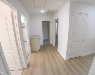 9054 Monteloma Way - Photo Thumbnail 8