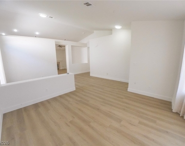 9054 Monteloma Way - Photo Thumbnail 3