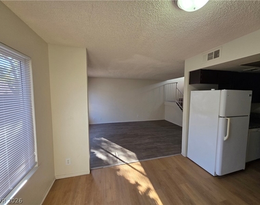 4363 Spencer Street - Photo Thumbnail 6