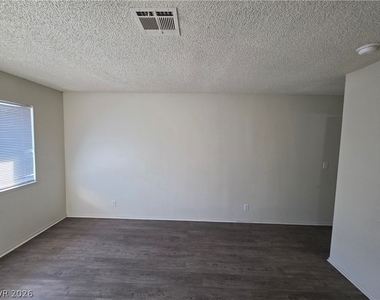 4363 Spencer Street - Photo Thumbnail 45
